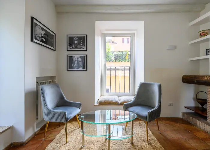 Navona Luxe Heven - Elevator, Soundproof & Netflix Appartamento