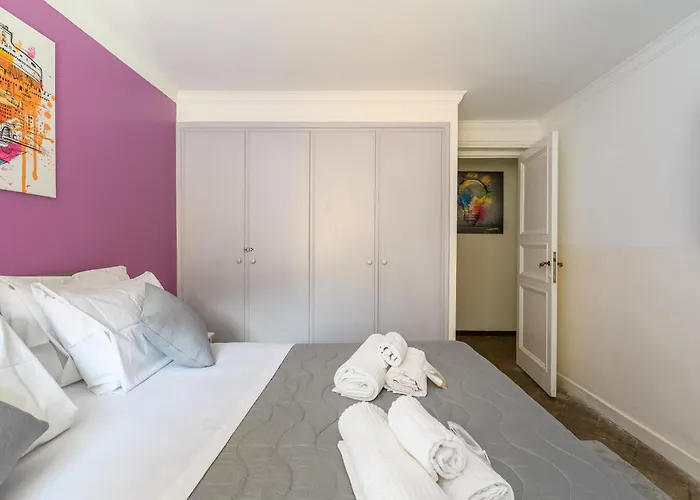 Navona Luxe Heven - Elevator, Soundproof & Netflix Appartamento *